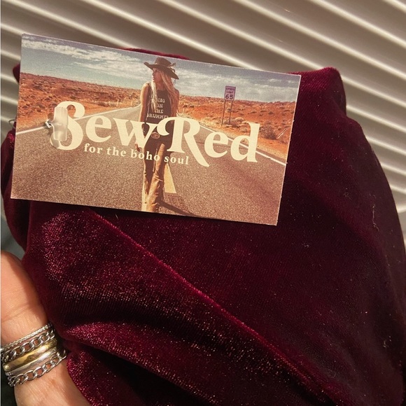 Dark red velvet elephant leggings size S - Picture 3 of 7